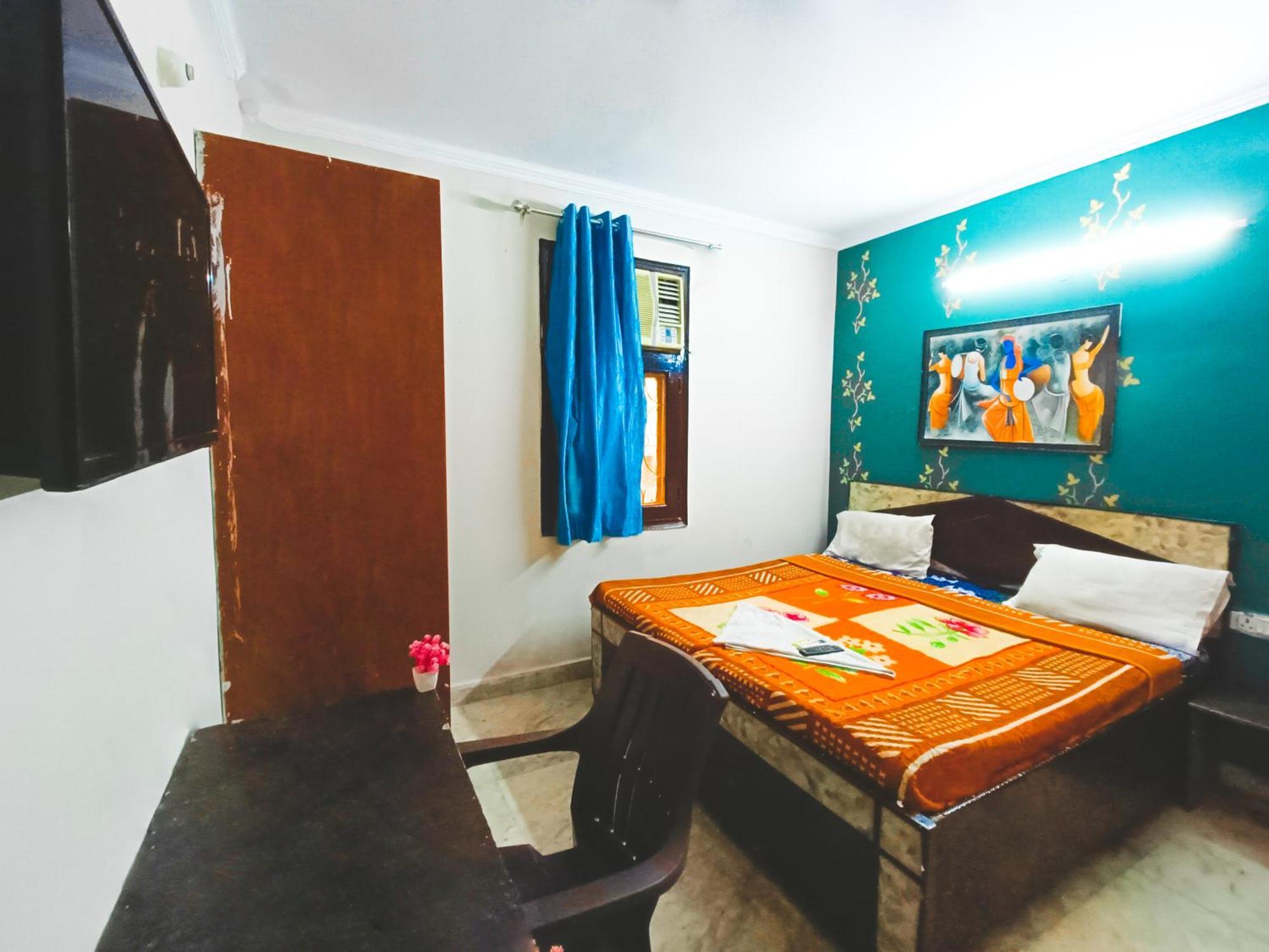 Hotel Bliss Bourn - Lajpat Nagar New Delhi Eksteriør bilde
